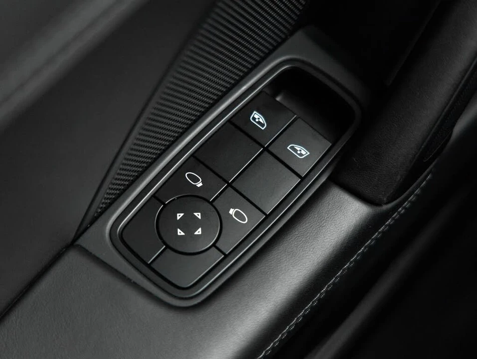 2023 Porsche 992 GT3 - Image 19 of 31