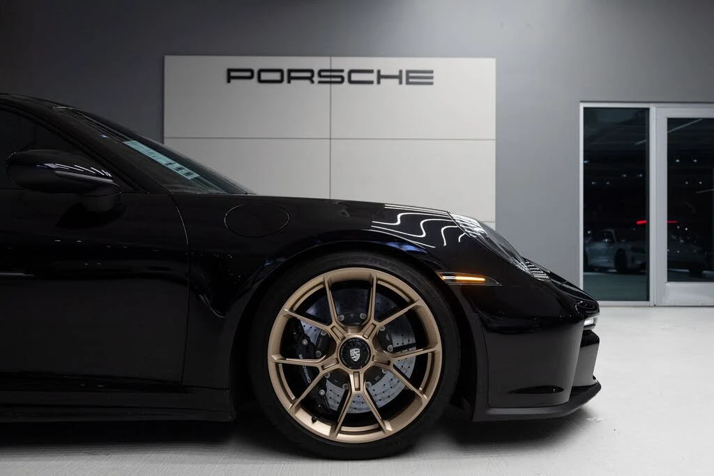 2023 Porsche 992 GT3 - Image 11 of 31