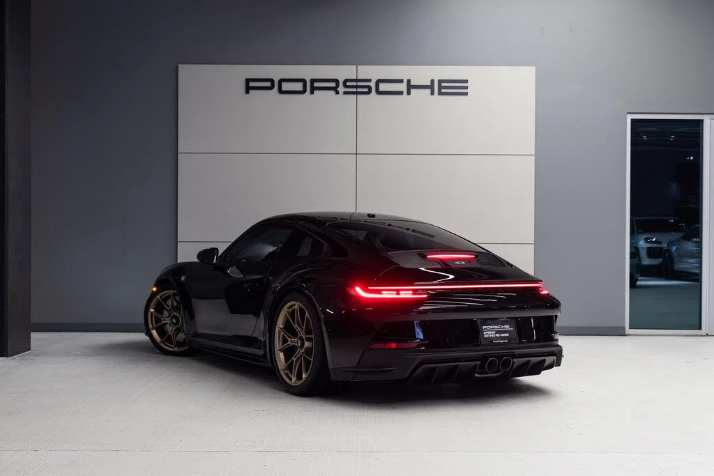 2023 Porsche 992 GT3 - Image 3 of 31