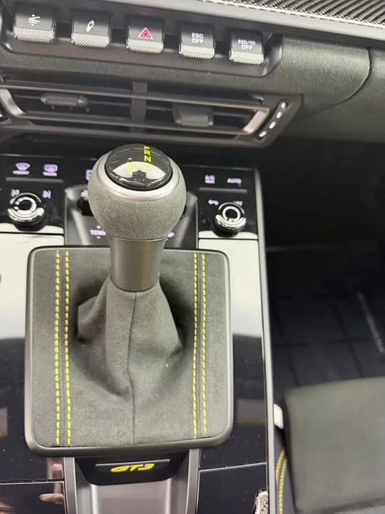 2023 Porsche 992 GT3 - Image 18 of 19