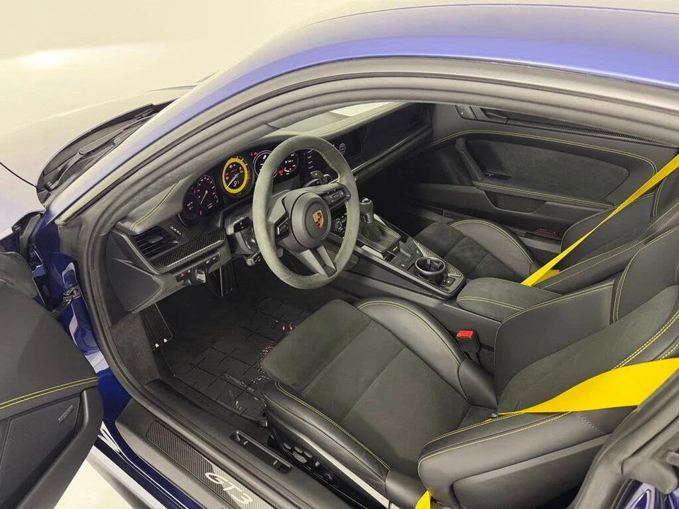 2023 Porsche 992 GT3 - Image 2 of 19