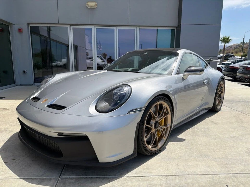 2023 Porsche 992 GT3 - Image 4 of 31