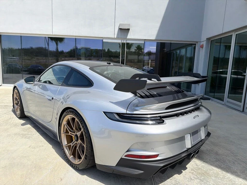 2023 Porsche 992 GT3 - Image 6 of 31