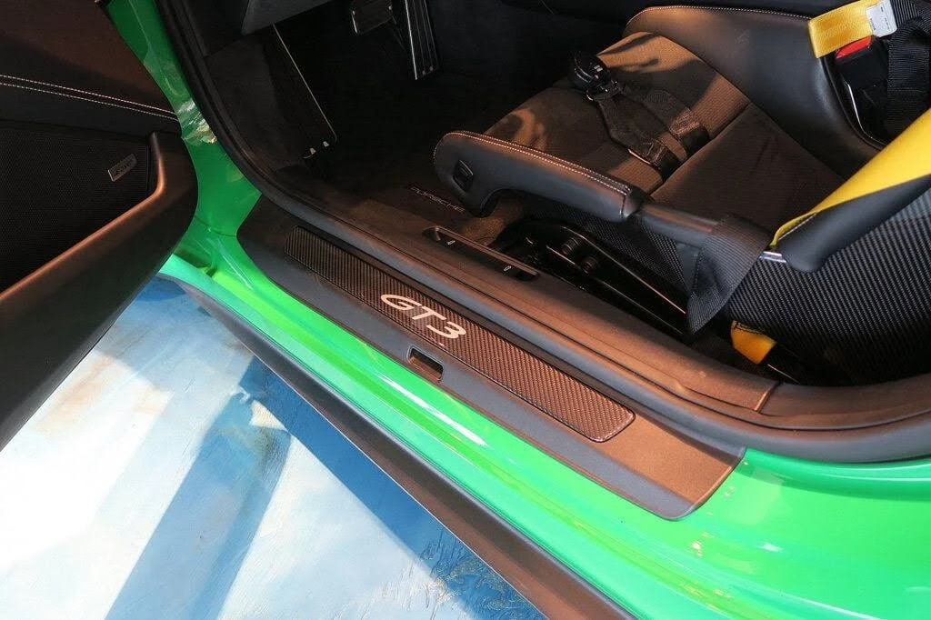 2023 Porsche 992 GT3 - Image 15 of 31