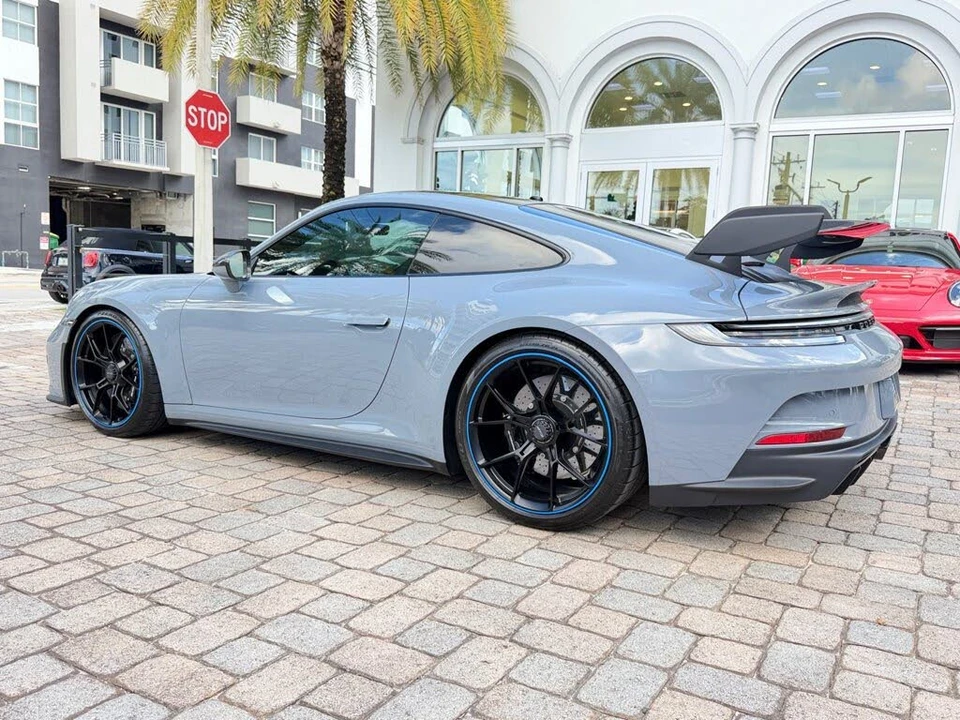 2023 Porsche 992 GT3 - Image 18 of 31