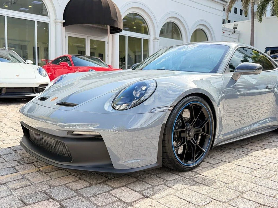 2023 Porsche 992 GT3 - Image 2 of 31