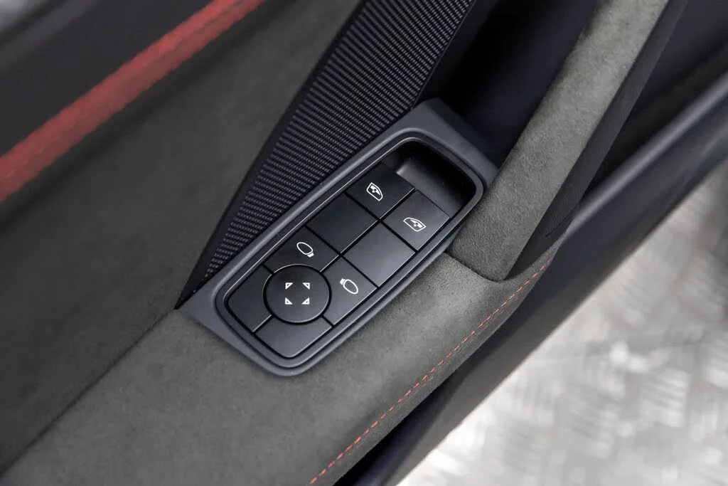2023 Porsche 992 GT3 - Image 25 of 31