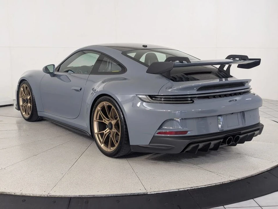 2023 Porsche 992 GT3 - Image 3 of 25