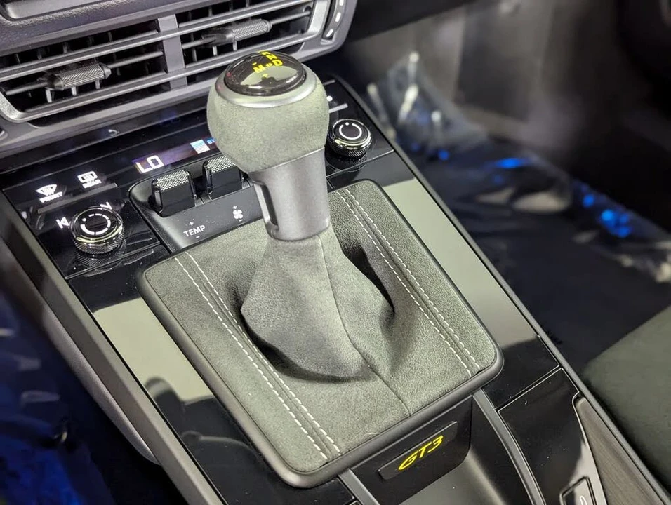 2023 Porsche 992 GT3 - Image 13 of 25
