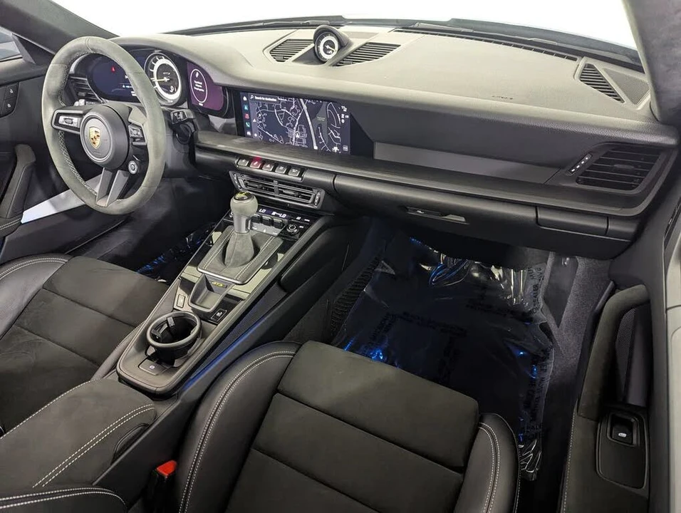 2023 Porsche 992 GT3 - Image 19 of 25