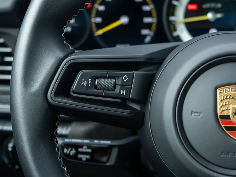 2023 Porsche 992 GT3 - Image 27 of 31