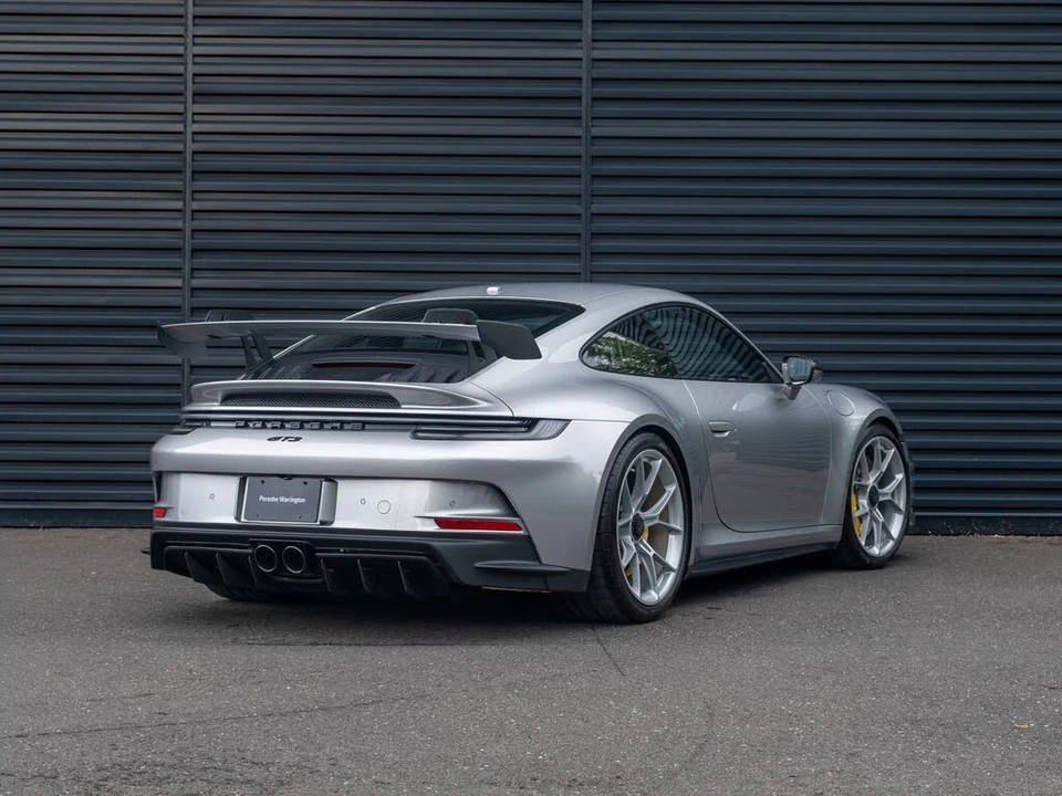 2023 Porsche 992 GT3 - Image 8 of 31