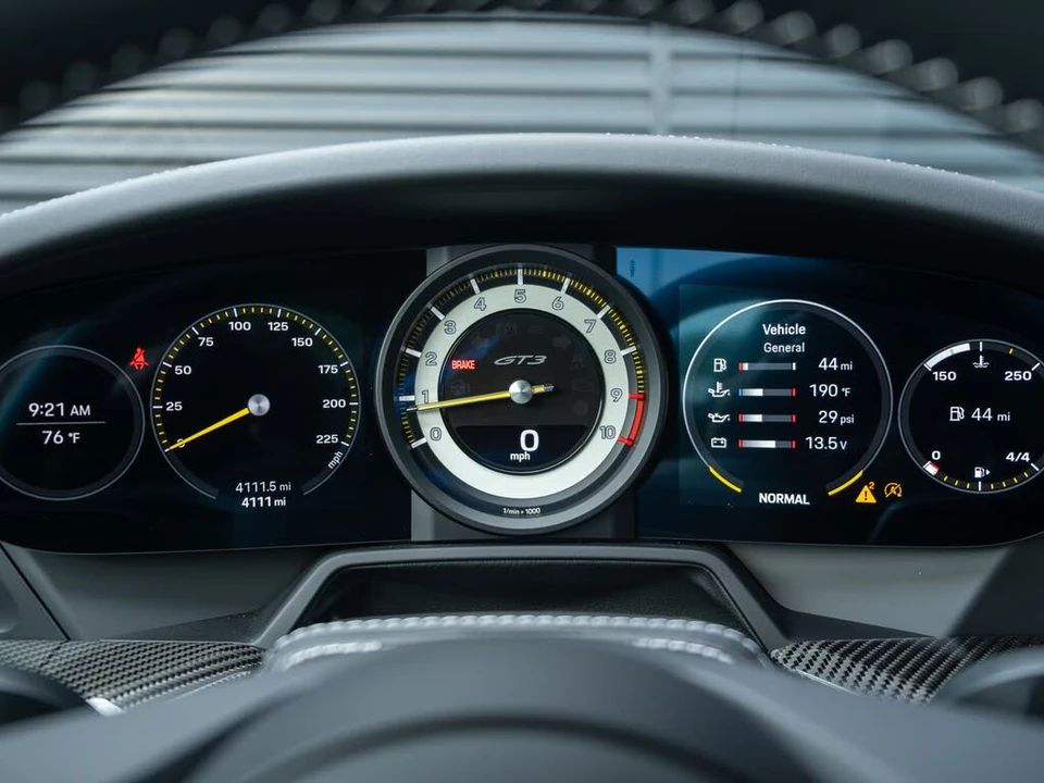 2023 Porsche 992 GT3 - Image 30 of 31