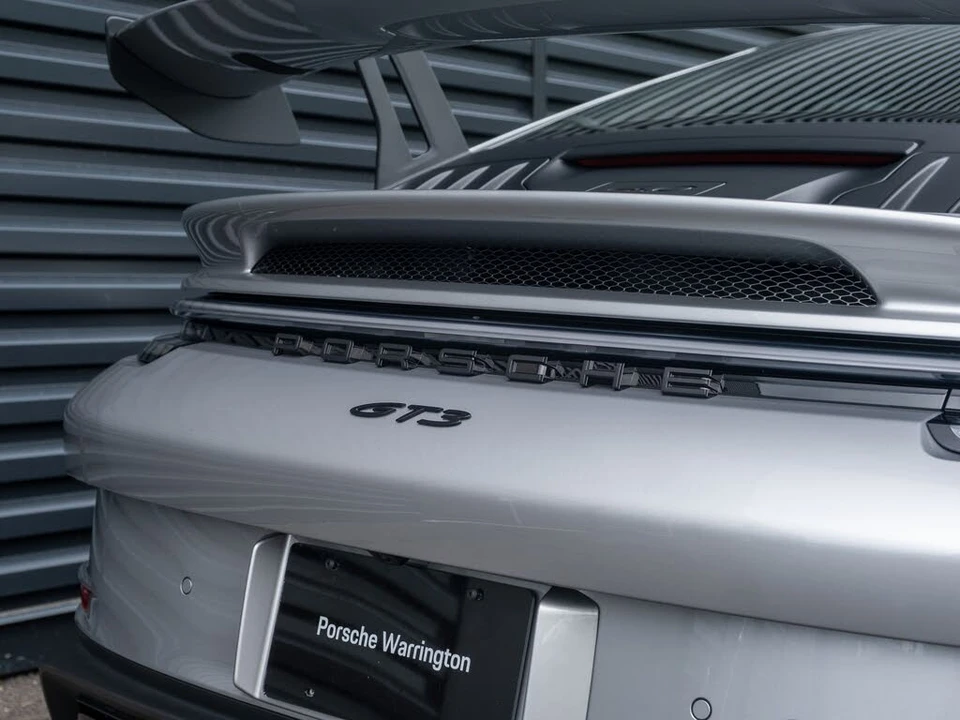 2023 Porsche 992 GT3 - Image 20 of 31