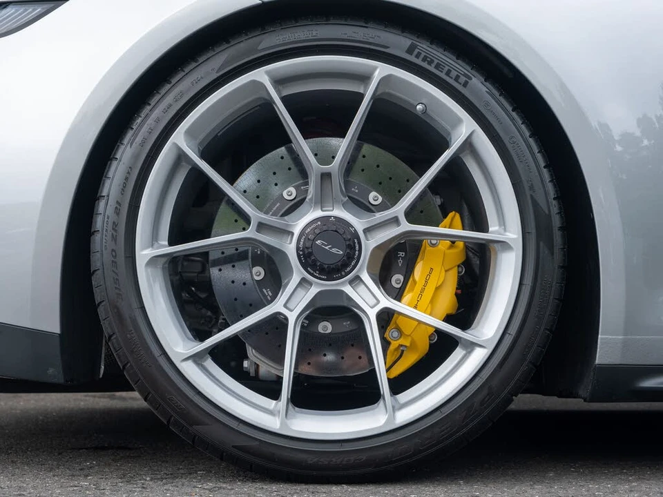 2023 Porsche 992 GT3 - Image 14 of 31