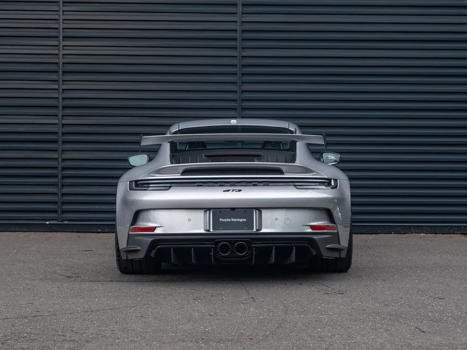 2023 Porsche 992 GT3 - Image 7 of 31