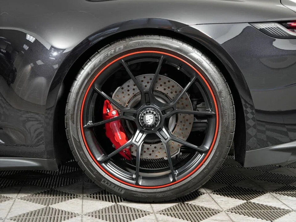 2023 Porsche 992 GT3 - Image 17 of 31