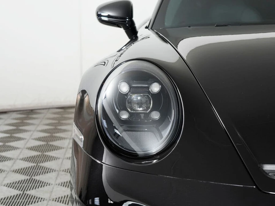2023 Porsche 992 GT3 - Image 11 of 31