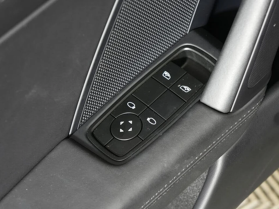 2023 Porsche 992 GT3 - Image 22 of 31