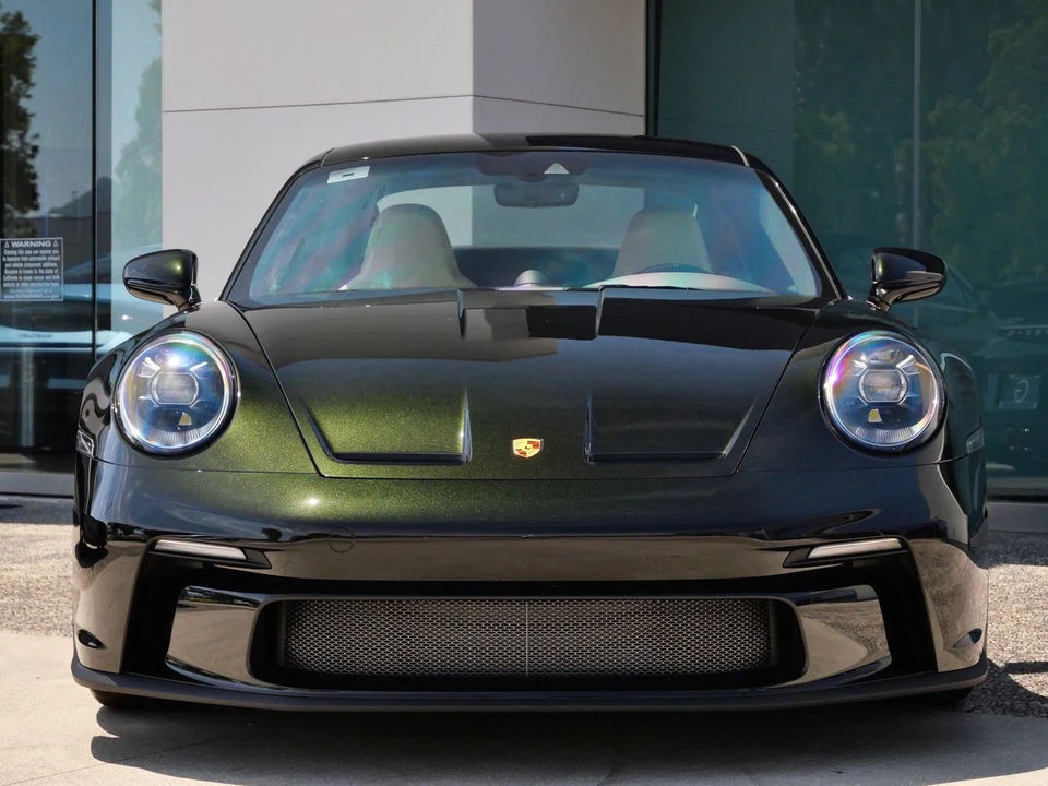 2023 Porsche 992 GT3 - Image 2 of 31