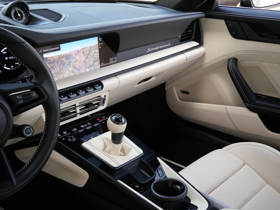 2023 Porsche 992 GT3 - Image 13 of 31