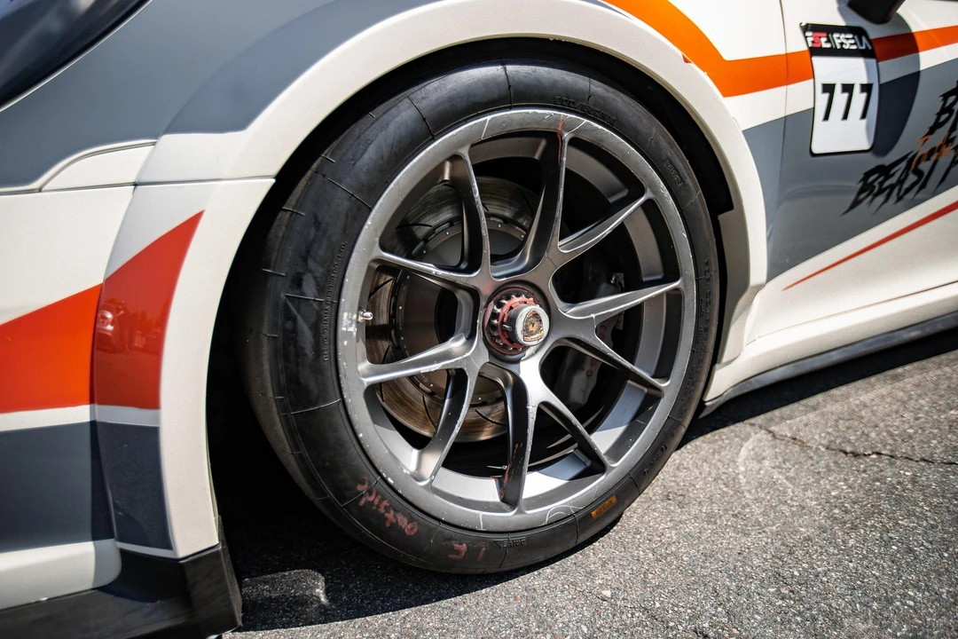2023 Porsche 992 GT3 - Image 25 of 31