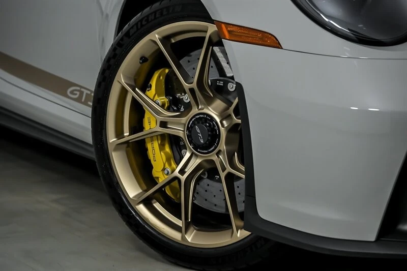 2023 Porsche 992 GT3 - Image 4 of 21