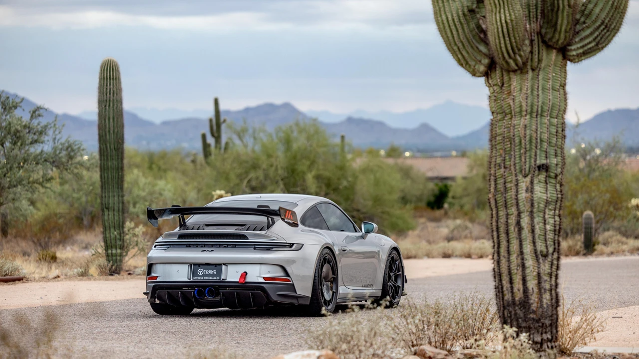 2023 Porsche 992 GT3 - Image 30 of 31