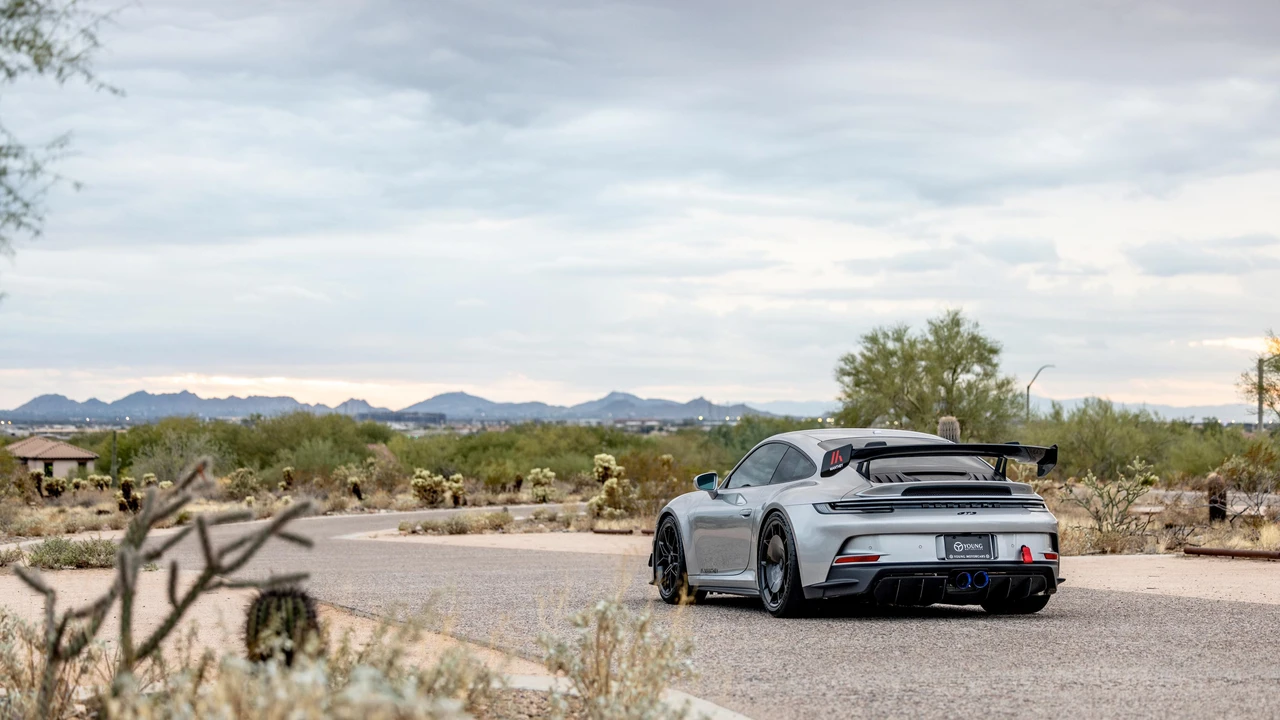2023 Porsche 992 GT3 - Image 24 of 31
