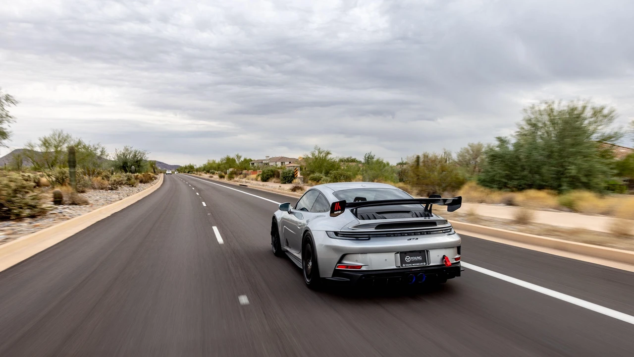 2023 Porsche 992 GT3 - Image 26 of 31