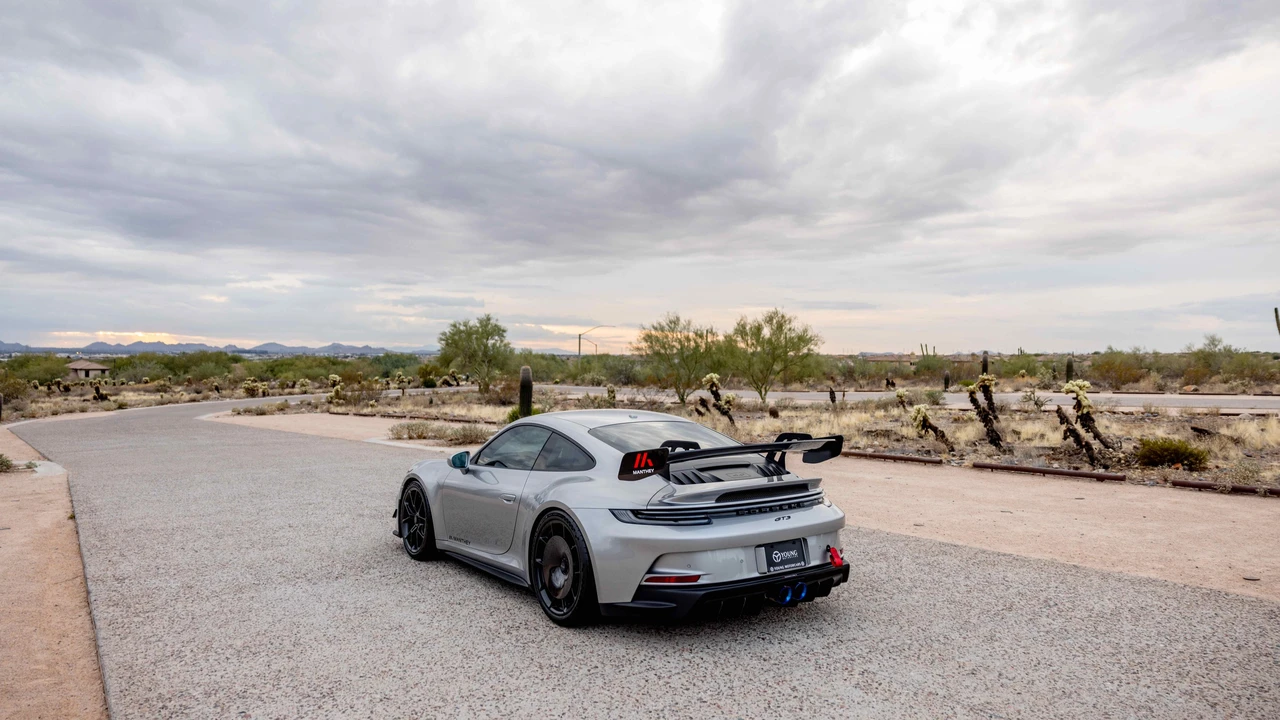 2023 Porsche 992 GT3 - Image 21 of 31
