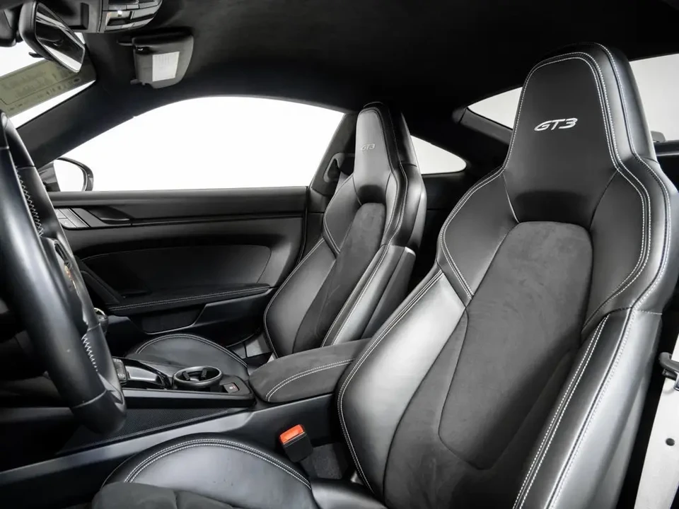 2023 Porsche 992 GT3 - Image 5 of 8