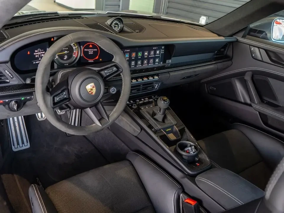 2023 Porsche 992 GT3 - Image 4 of 7
