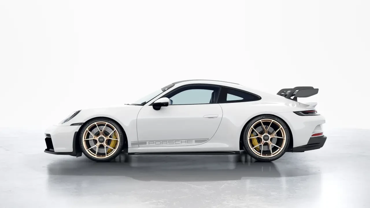 2023 Porsche 992 GT3 - Image 16 of 31
