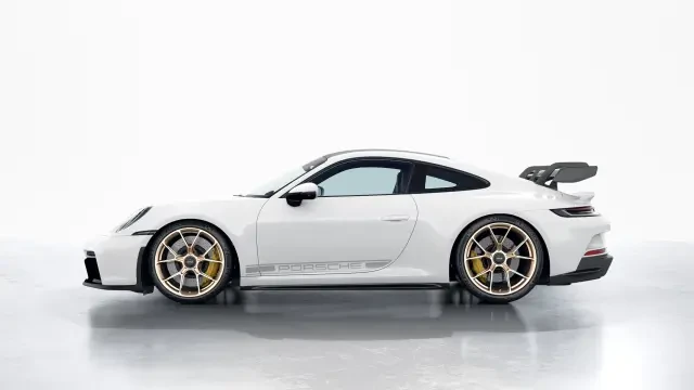 2023 Porsche 992 GT3 - Image 14 of 31
