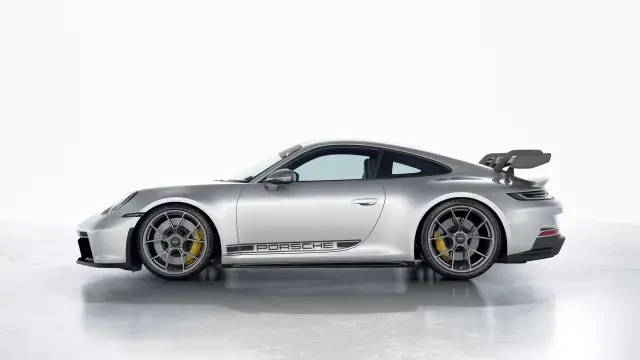 2023 Porsche 992 GT3 - Image 14 of 30
