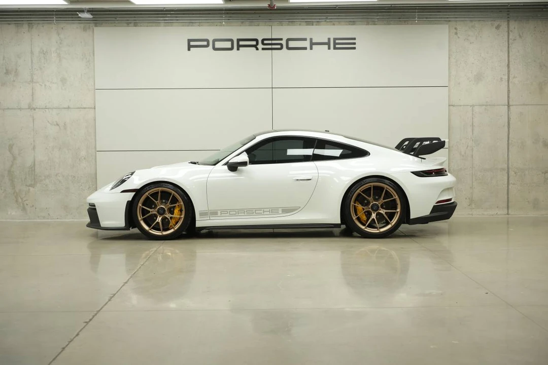 2023 Porsche 992 GT3 - Image 2 of 5