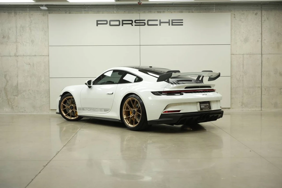 2023 Porsche 992 GT3 - Image 3 of 5