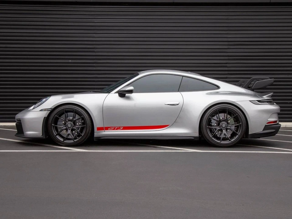 2023 Porsche 992 GT3 - Image 2 of 5