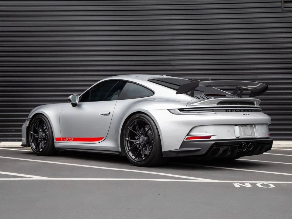 2023 Porsche 992 GT3 - Image 3 of 5