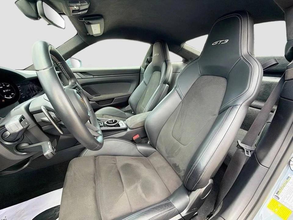 2023 Porsche 992 GT3 - Image 5 of 5