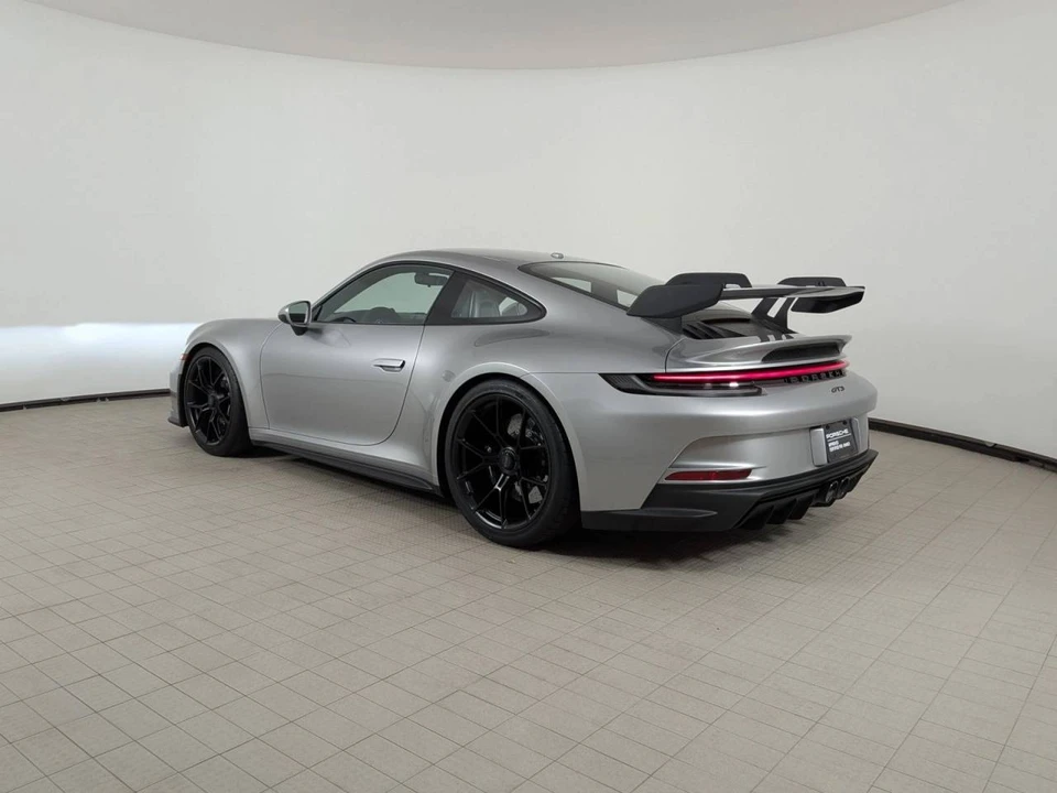 2023 Porsche 992 GT3 - Image 3 of 5