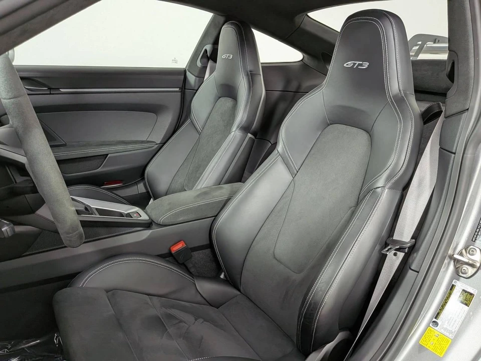2023 Porsche 992 GT3 - Image 5 of 5