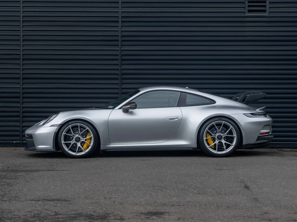2023 Porsche 992 GT3 - Image 2 of 5