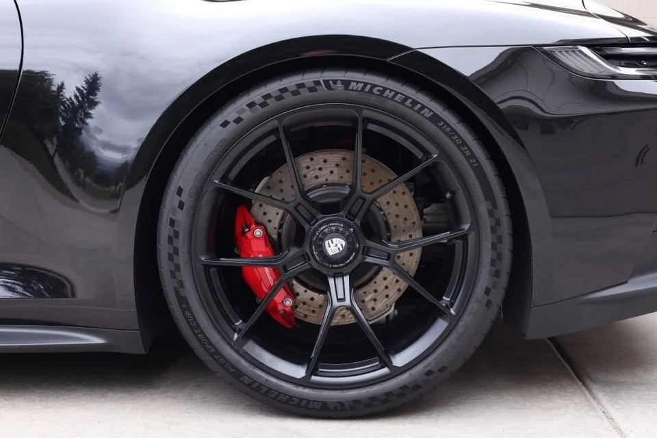 2023 Porsche 992 GT3 - Image 11 of 20
