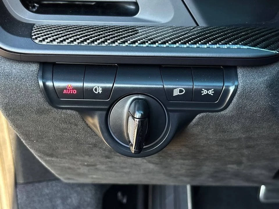 2023 Porsche 992 GT3 - Image 16 of 20