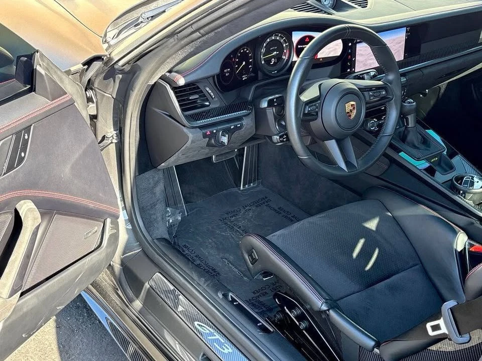 2023 Porsche 992 GT3 - Image 9 of 20