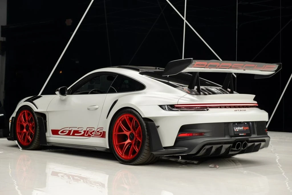 2023 Porsche 992 GT3 RS - Image 17 of 21