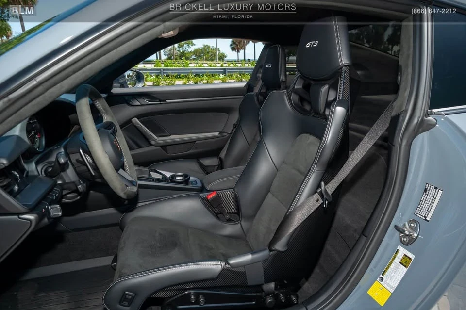 2023 Porsche 992 GT3 RS - Image 7 of 10