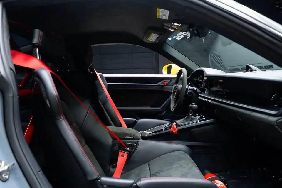 2023 Porsche 992 GT3 RS - Image 18 of 19